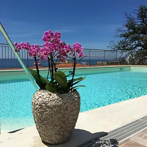Hotel Mediterraneo Cavi di Lavagna